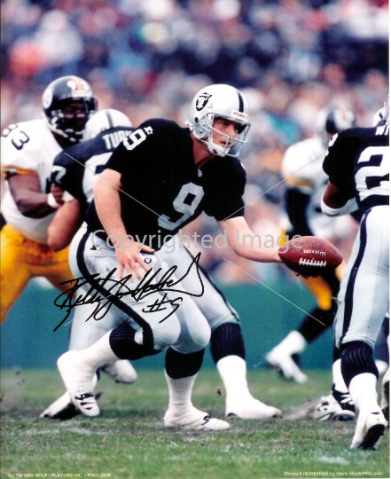 Oakland Raider Billy Joe Hobert #9