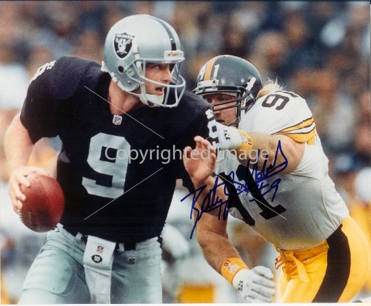 Oakland Raider Billy Joe Hobert #9